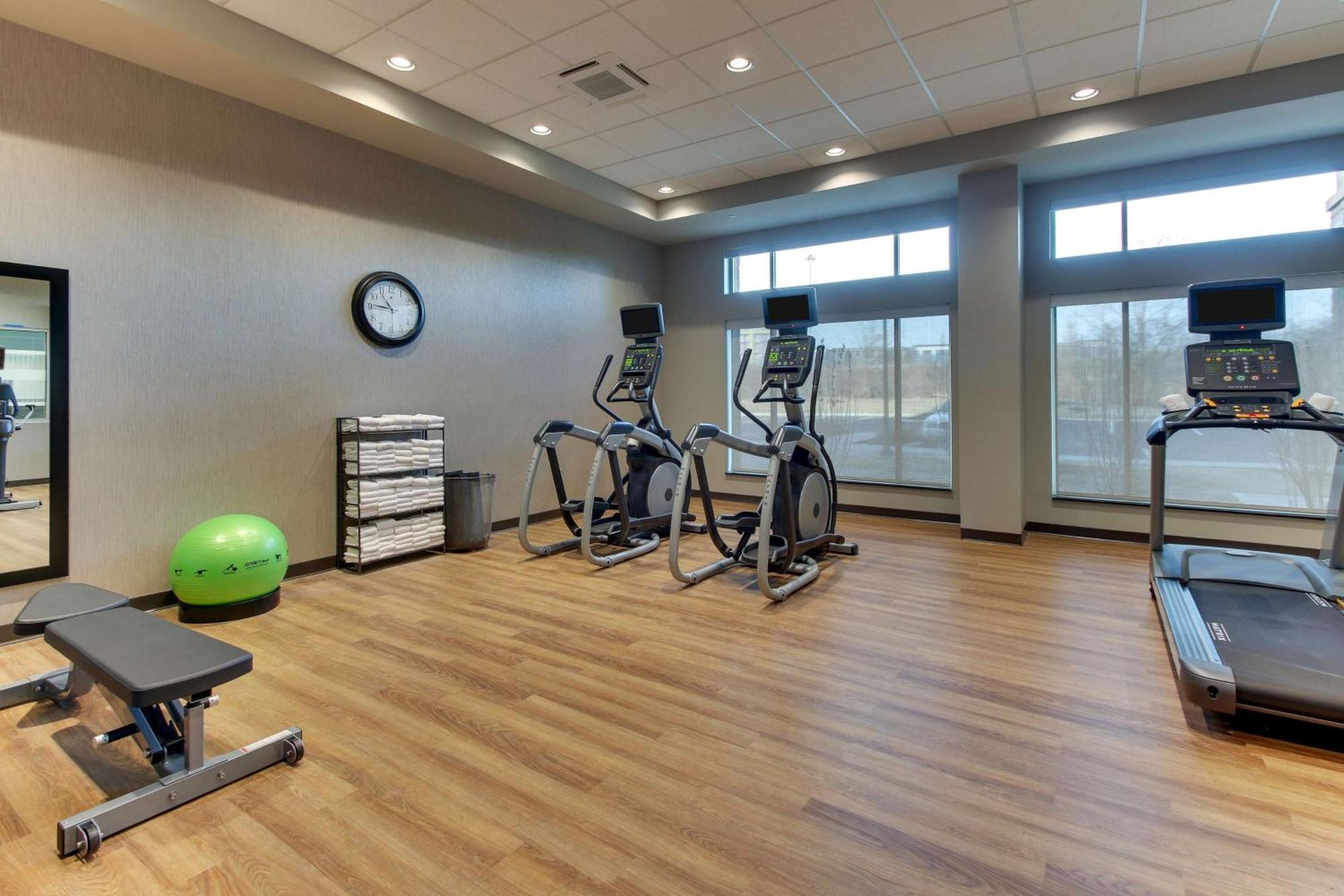 Drury Inn & Suites Columbus Polaris Bagian luar foto