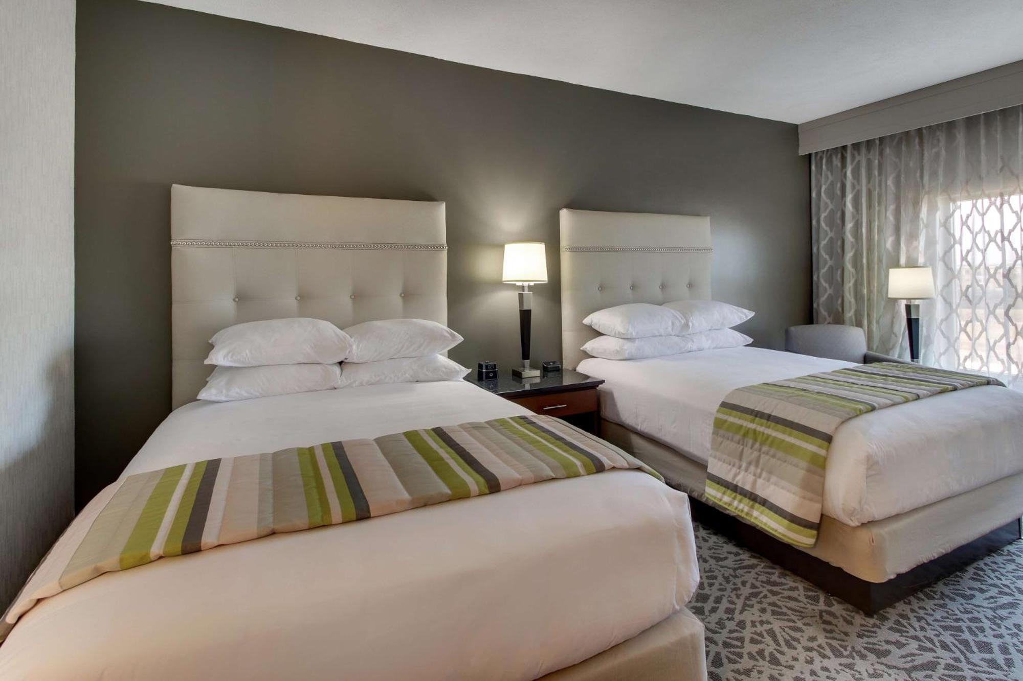 Drury Inn & Suites Columbus Polaris Bagian luar foto