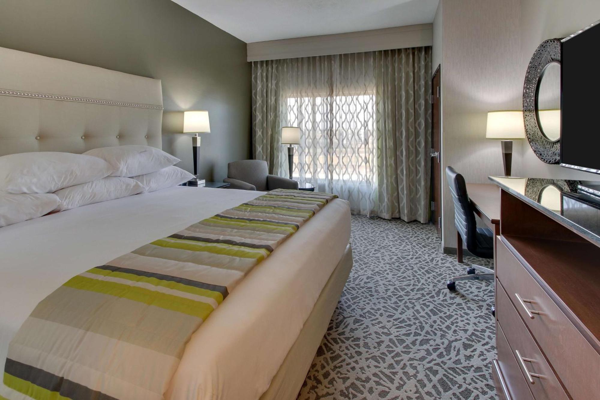 Drury Inn & Suites Columbus Polaris Bagian luar foto