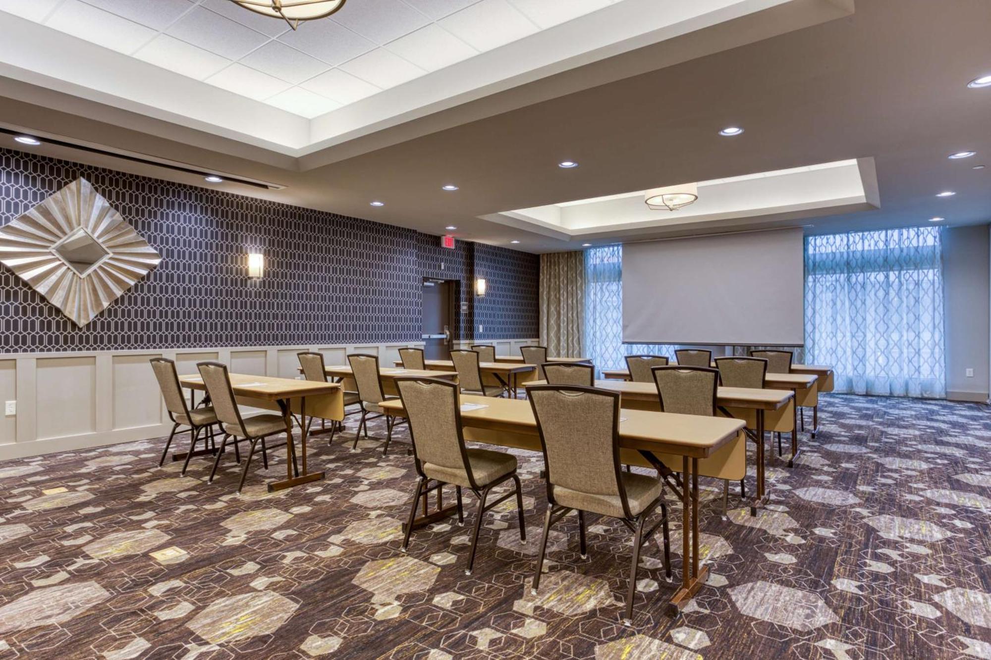 Drury Inn & Suites Columbus Polaris Bagian luar foto