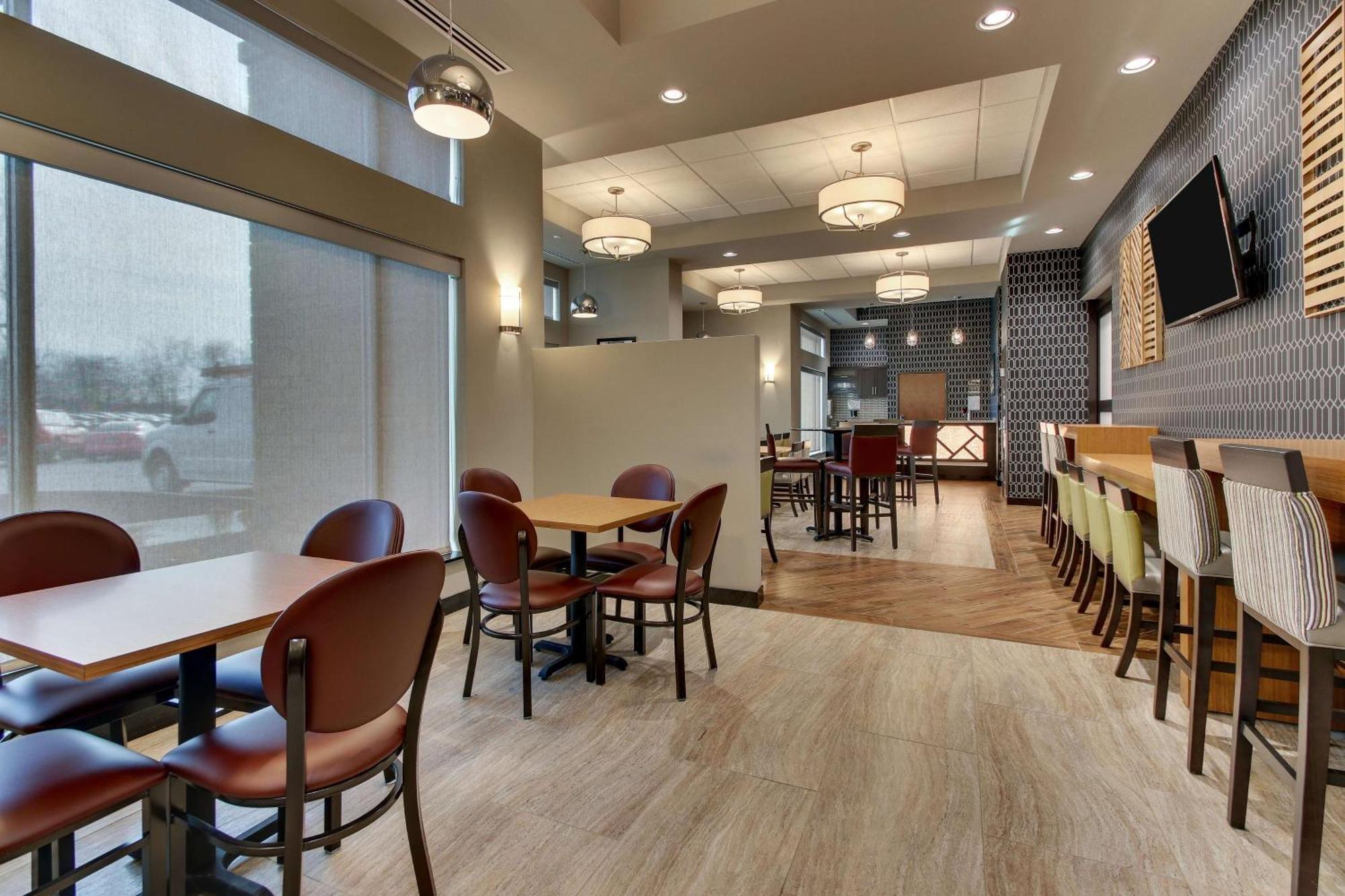 Drury Inn & Suites Columbus Polaris Bagian luar foto