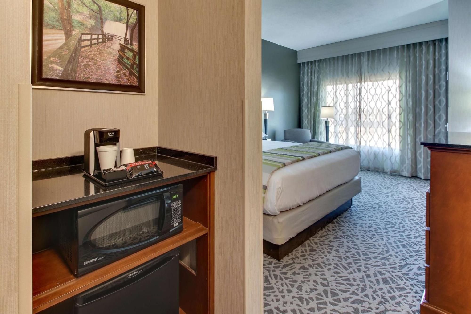 Drury Inn & Suites Columbus Polaris Bagian luar foto